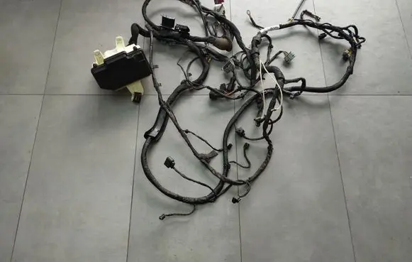 Mercedes-Benz S W222 Engine installation wiring loom 9394759