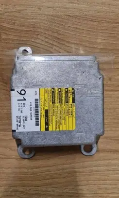 Toyota Corolla Verso AR10 Airbag control unit/module 891700F032
