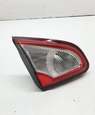 Nissan Qashqai Tailgate rear/tail lights 89503189 B26555BR01A