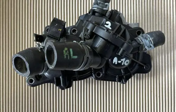 Volkswagen Golf Plus Water pump 04E121600AL 0316 4138