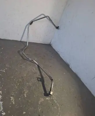 Porsche Macan (95B) Oil cooling pipe 95B317817D