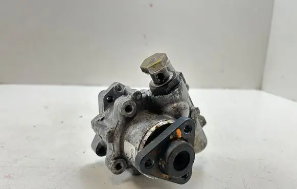Audi A6 Allroad C5 Power steering pump 4B0145155R