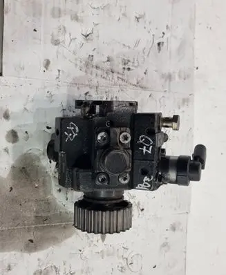 Audi Q7 4L Fuel injection high pressure pump 059130755S