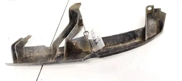 Front bumper mounting bracket