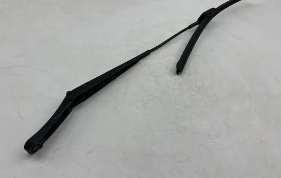 Volkswagen Tiguan Windshield/front glass wiper blade