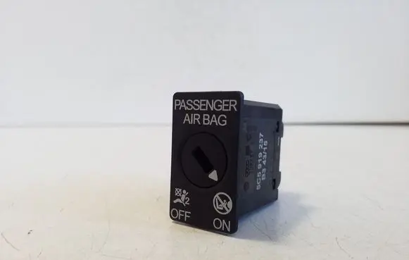 Volkswagen Golf VII Passenger airbag on/off switch 5C5919237