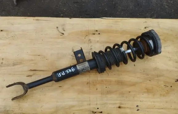 BMW 5 F10 F11 Front shock absorber with coil spring 6797766 31316797766