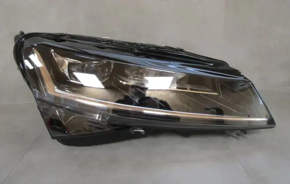 Skoda Superb B8 (3V) Headlight/headlamp 3V1941016D 11502040000
