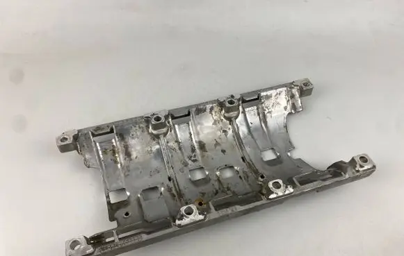 Chrysler Pacifica Oil breather separator 68225439AB 60663020