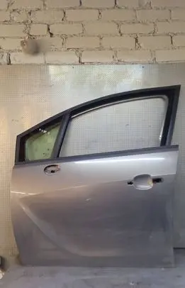 Opel Meriva B Front door 