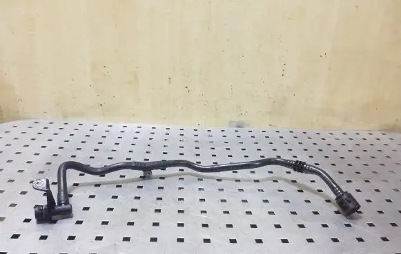 Volkswagen Touareg II Vacuum line/pipe/hose 059131056S 059103230F