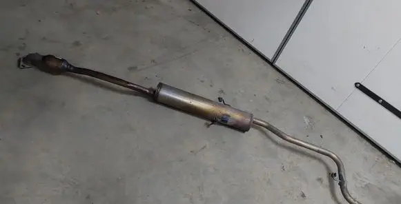 Toyota Yaris Catalyst/FAP/DPF particulate filter 