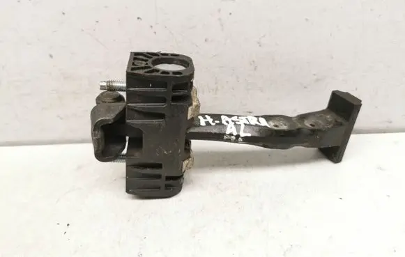 Opel Astra H Rear door check strap stopper