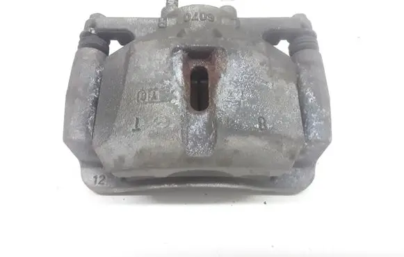 Mazda CX-5 II Front brake caliper 6070