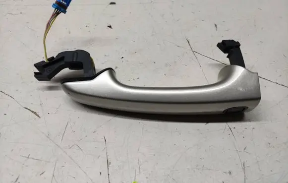 Volvo XC60 Rear door exterior handle 30753786