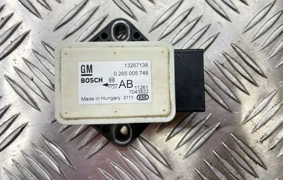 Opel Corsa D ESP acceleration yaw rate sensor 13267138