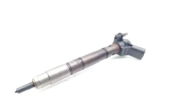 Audi A4 S4 B8 8K Fuel injector 03L130277 0445116030