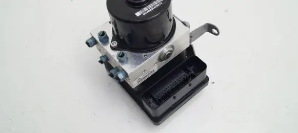 BMW 1 E81 E87 ABS Pump