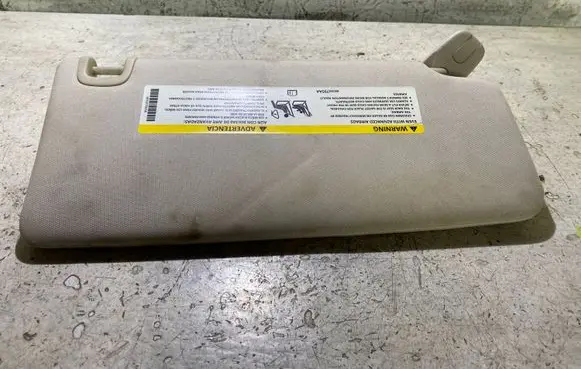 Chrysler 200 Sun visor