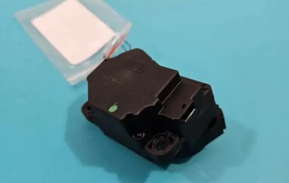 A/C air flow flap actuator/motor