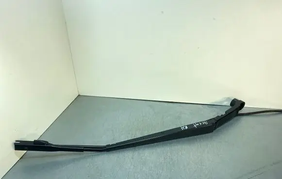 Subaru Ascent Front wiper blade arm