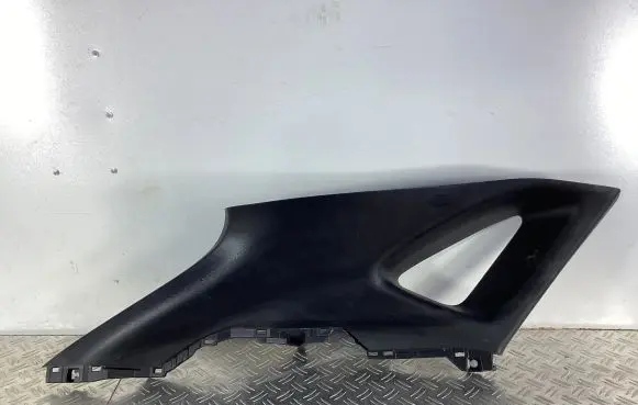Lexus NX (D)pillar trim (top) 6248078011 6248078021