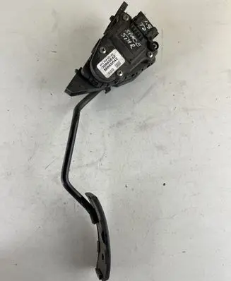 Mitsubishi Space Star Accelerator throttle pedal 6PV00830100 30865642 M865642