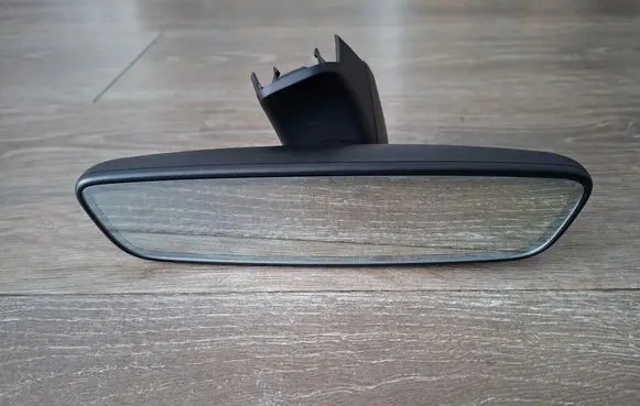 Audi A1 Rear view mirror (interior) 8S0857511A
