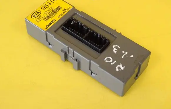 KIA Rio Light module LCM 95410FD150