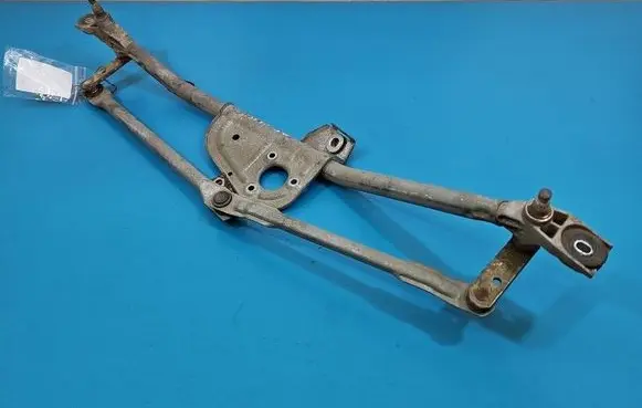 Volkswagen PASSAT B5.5 Front wiper linkage 8D1955326B IMPRK1582159