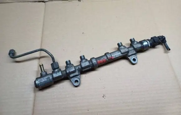 Suzuki Swift II Fuel main line pipe 0281006164