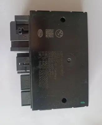 BMW X1 U11 Tow bar relay 5A64D38