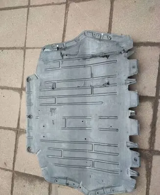 Volkswagen Caddy Engine splash shield/under tray 1K0825237AG