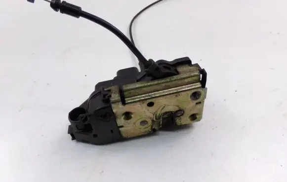 Renault Scenic II - Grand scenic II Front door lock 8200027779