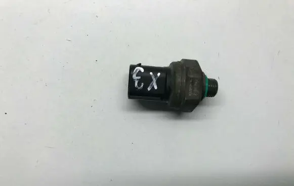 BMW X3 E83 Air conditioning (A/C) pressure sensor 52CP17