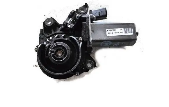 Audi A8 S8 D4 4H Front door window regulator motor 4F0837069 247130557
