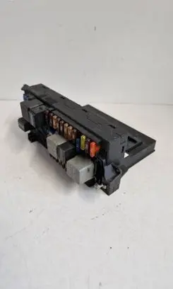 Mercedes-Benz E W211 Fuse box set 2115453901 00007165A