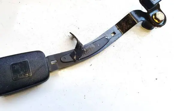 Seat Toledo II (1M) Front seatbelt buckle 1j4858472