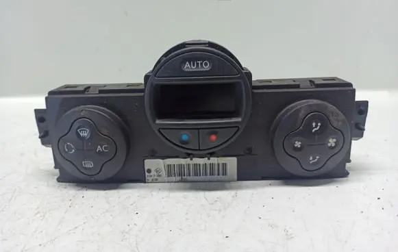 Renault Megane II Climate control unit