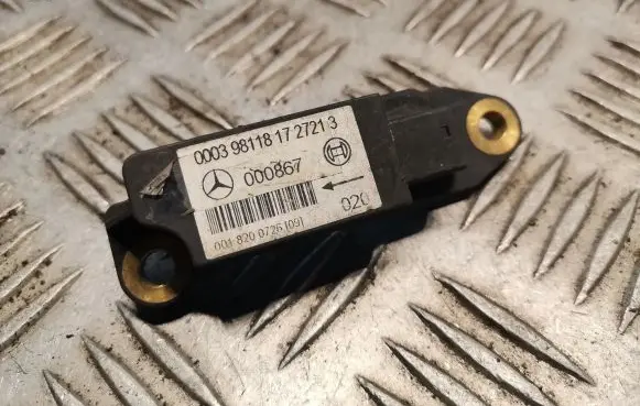 Mercedes-Benz SLK R170 Airbag deployment crash/impact sensor 0018200726