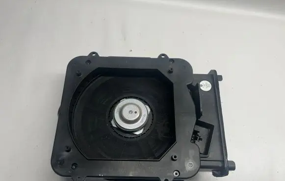 BMW 2 F46 Subwoofer speaker 9275995