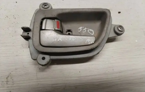 Mitsubishi Grandis Front door interior handle MN105359