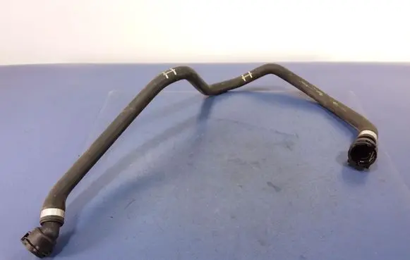 BMW 5 F10 F11 Engine coolant pipe/hose 8571803