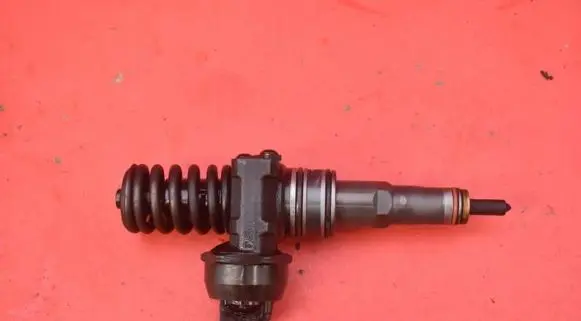 Seat Leon (1P) Fuel injector