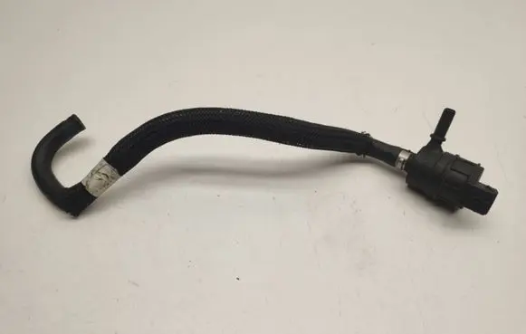 Mercedes-Benz ML W164 Turbo solenoid valve A0004769832