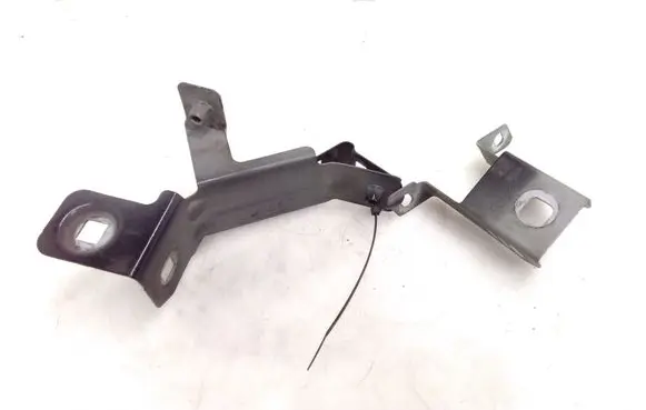 Porsche Cayenne (92A) Fender mounting bracket 7P5805604A 7P5821162 7P5821459