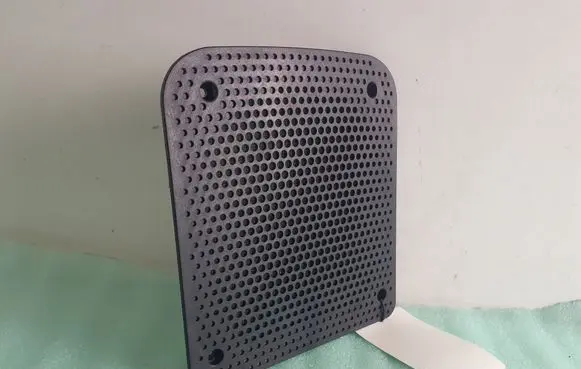 Mini Cooper Countryman F60 Subwoofer grill/trim 2622500