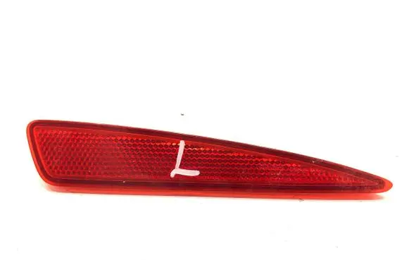 Toyota Auris E180 Rear bumper light 