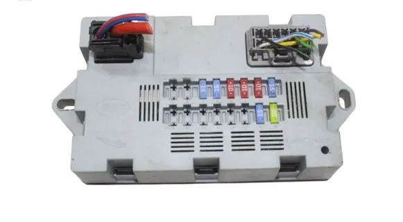 Land Rover Discovery Sport Fuse module CPLA14Q073AA