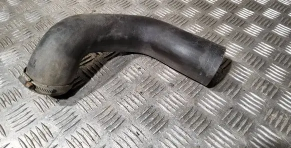 Volvo V70 Intercooler hose/pipe 09179284
